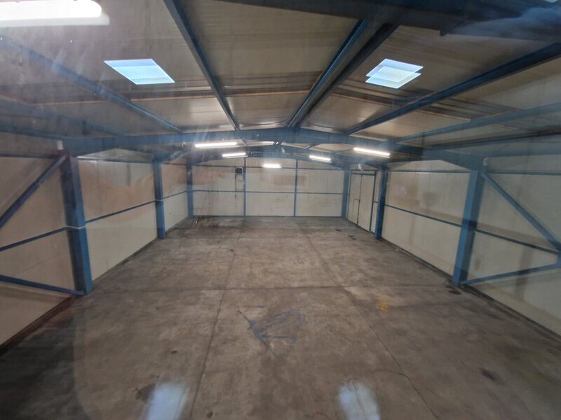 Popesti Leordeni Spatiu depozitare si birou 390 mp